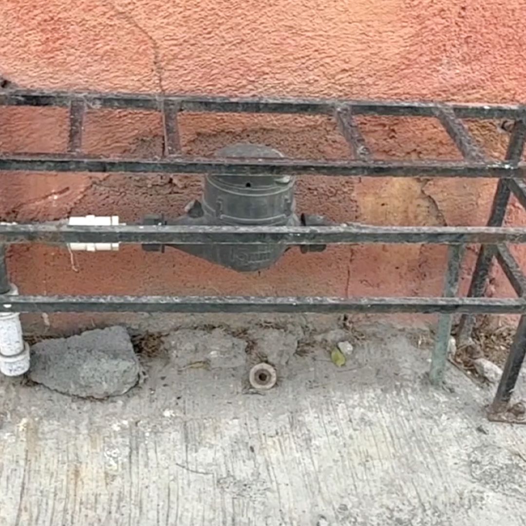 Vecinos de Diversas Colonias en Matamoros Reportan Robo de Medidores de Agua